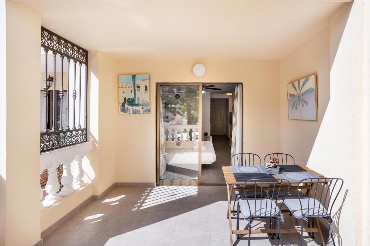 Castle Harbour Samuel'S Studio Flat By Lovetenerife لوس كريستيانوس المظهر الخارجي الصورة